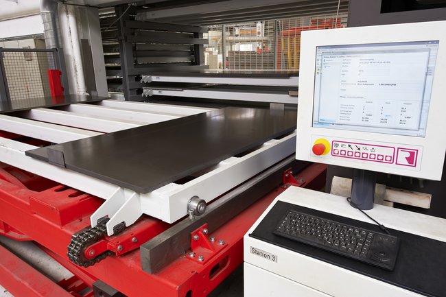 Remmert automatyczny system magazynowania blach w firmie Bühler GmbH